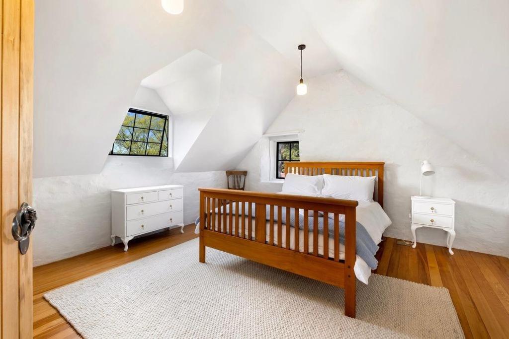 Wanaka Stone Cottage - Wanaka Holiday Home Екстер'єр фото