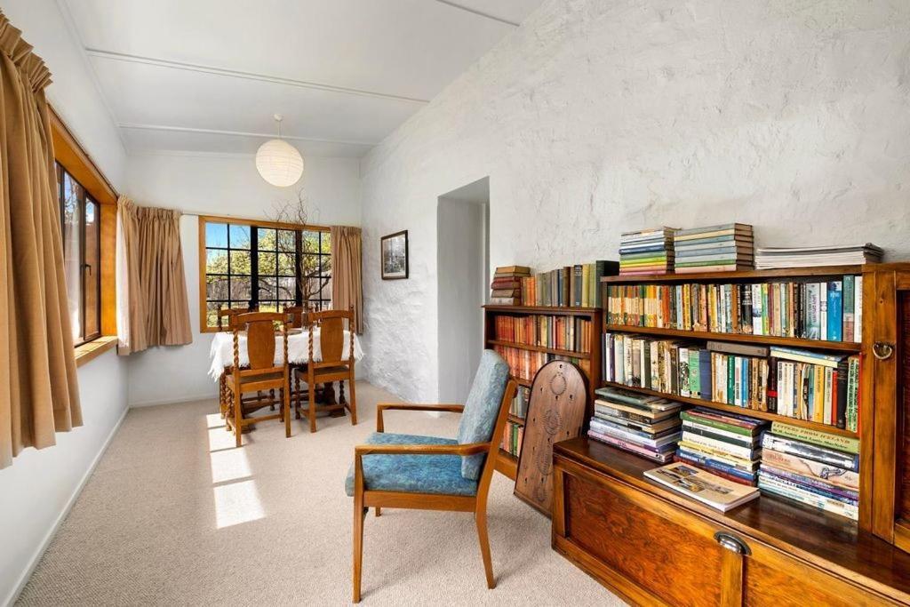Wanaka Stone Cottage - Wanaka Holiday Home Екстер'єр фото