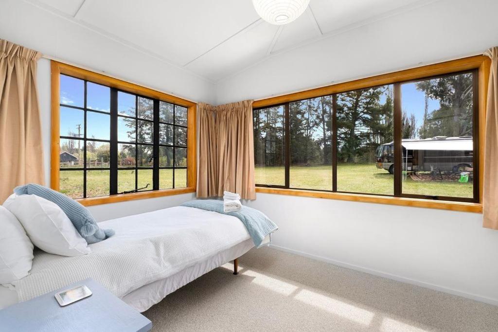 Wanaka Stone Cottage - Wanaka Holiday Home Екстер'єр фото